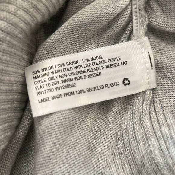 NEW! Isabel Maternity by Ingrid & Isabel side ruched crew neck heart sweater - Picture 4 of 4